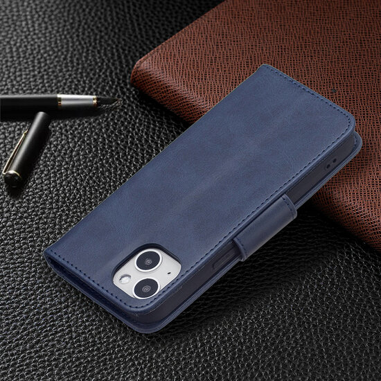 iPhone 13 Hoesje - MobyDefend Wallet Book Case Met Koord - Blauw