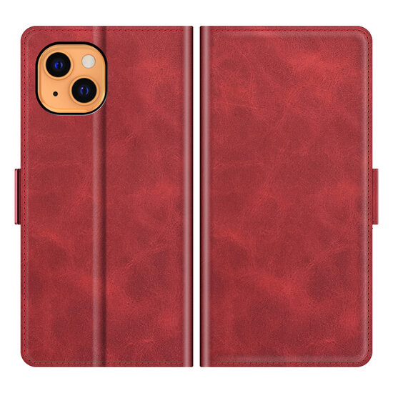 iPhone 13 Hoesje - MobyDefend Luxe Wallet Book Case (Sluiting Zijkant) - Rood