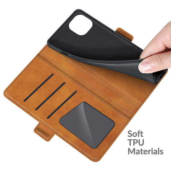 iPhone 13 Hoesje - MobyDefend Luxe Wallet Book Case (Sluiting Zijkant) - Lichtbruin