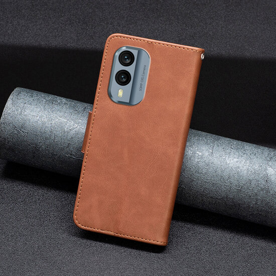 Nokia X30 Hoesje - MobyDefend Wallet Book Case Met Koord - Bruin