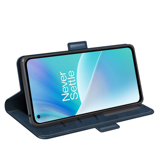 OnePlus Nord 2T Hoesje - MobyDefend Luxe Wallet Book Case (Sluiting Zijkant) - Blauw