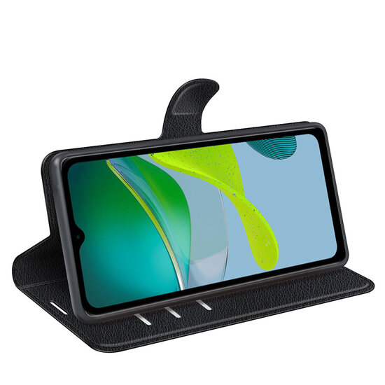 Motorola Moto E13 Hoesje - MobyDefend Kunstleren Wallet Book Case (Sluiting Voorkant) - Zwart