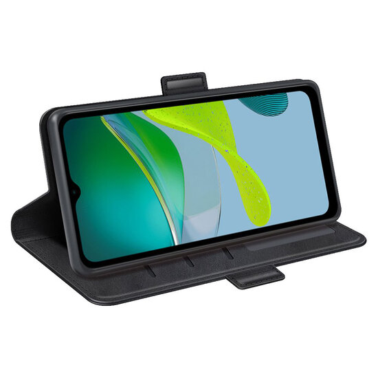 Motorola Moto E13 Hoesje - MobyDefend Luxe Wallet Book Case (Sluiting Zijkant) - Zwart