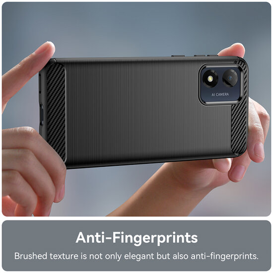 Motorola Moto E13 Hoesje - MobyDefend TPU Backcover - Geborstelde Metaal &amp; Carbon-Look - Rood