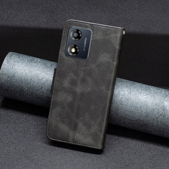 Motorola Moto E13 Hoesje - MobyDefend Wallet Book Case Met Koord - Zwart