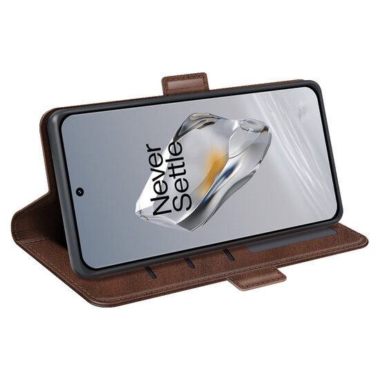 OnePlus 12 Hoesje - MobyDefend Luxe Wallet Book Case (Sluiting Zijkant) - Bruin