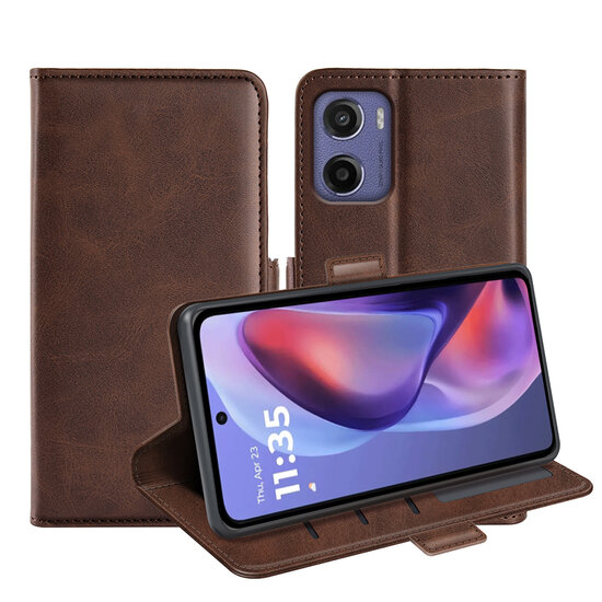 Motorola Moto E15 / G05 Hoesje - MobyDefend Luxe Wallet Book Case (Sluiting Zijkant) - Bruin