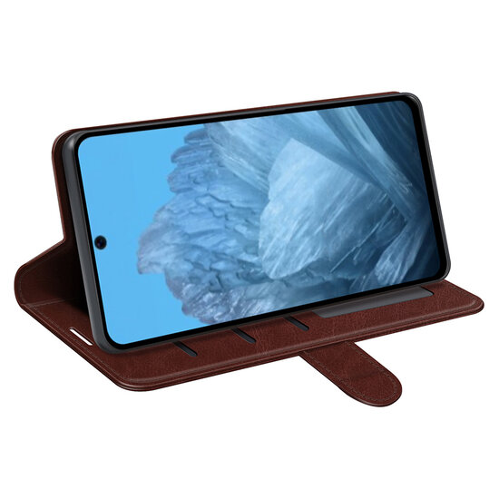 Google Pixel 9 / Pixel 9 Pro Hoesje - MobyDefend Wallet Book Case (Sluiting Achterkant) - Bruin