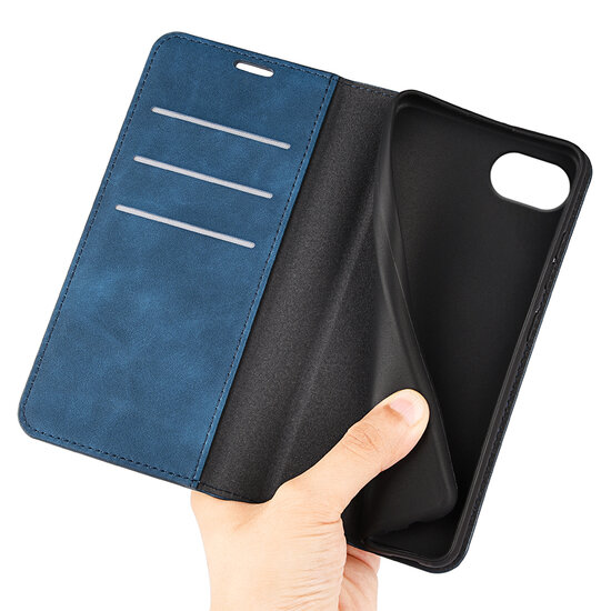 iPhone 16e Hoesje - MobyDefend Luxe Wallet Bookcase (Magnetische Sluiting) - Blauw
