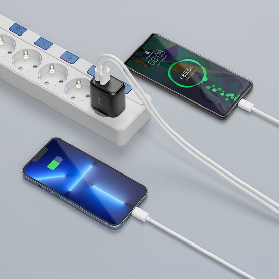 Tech-Protect Wall charger - Oplader met 1 USB-A en 1 USB-C poort -20W - Quick Charge 3.0 - Zwart