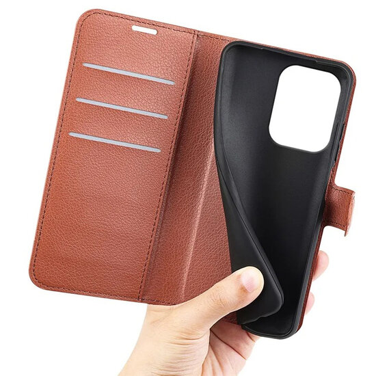 Oppo Reno13 Pro Hoesje - MobyDefend Kunstleren Wallet Book Case (Sluiting Voorkant) - Bruin