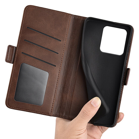 Motorola Edge 60 / Motorola Edge 60 Fusion Hoesje - MobyDefend Luxe Wallet Book Case (Sluiting Zijkant) - Bruin