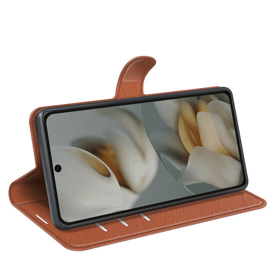 Google Pixel 10 Pro XL Hoesje - MobyDefend Kunstleren Wallet Book Case (Sluiting Voorkant) - Bruin