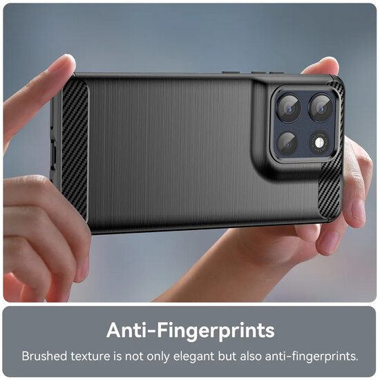 Motorola Moto G86 Hoesje - MobyDefend TPU Backcover - Geborstelde Metaal &amp; Carbon-Look - Zwart