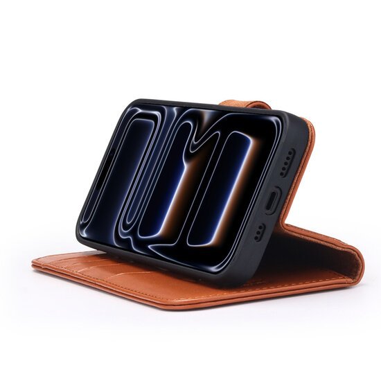 iPhone 17 Pro Hoesje - Luxe Leren MobyDefend Wallet Bookcase - Bruin