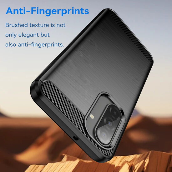 Samsung Galaxy A17 Hoesje - MobyDefend TPU Backcover - Geborstelde Metaal &amp; Carbon-Look - Zwart