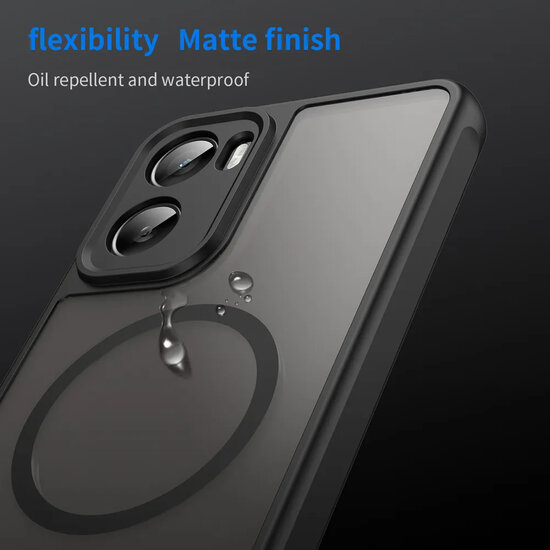 Motorola Moto G06&nbsp;/&nbsp;Motorola Moto G06 Power Hoesje - MobyDefend MagSafe Case Mat Transparant Met Gekleurde Rand - Zwart