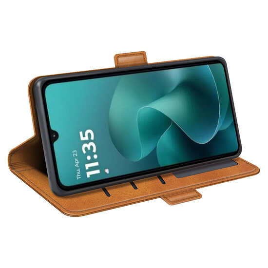 Motorola Moto G06 / Motorola Moto G06 Power Hoesje - MobyDefend Luxe Wallet Book Case (Sluiting Zijkant) - Lichtbruin