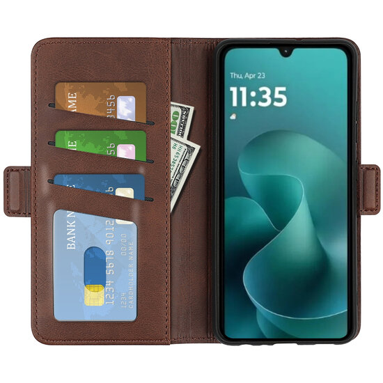 Motorola Moto G06 / Motorola Moto G06 Power Hoesje - MobyDefend Luxe Wallet Book Case (Sluiting Zijkant) - Bruin