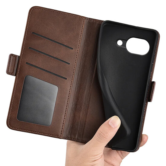 Google Pixel 10a Hoesje - MobyDefend Luxe Wallet Book Case (Sluiting Zijkant) - Bruin