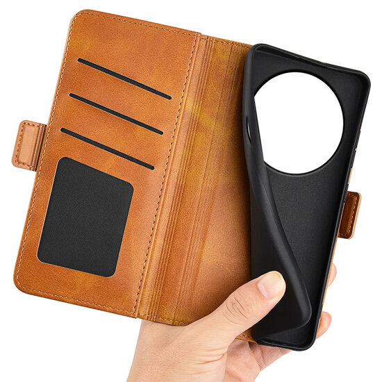 Xiaomi 17 Ultra Hoesje - MobyDefend Luxe Wallet Book Case (Sluiting Zijkant) - Lichtbruin