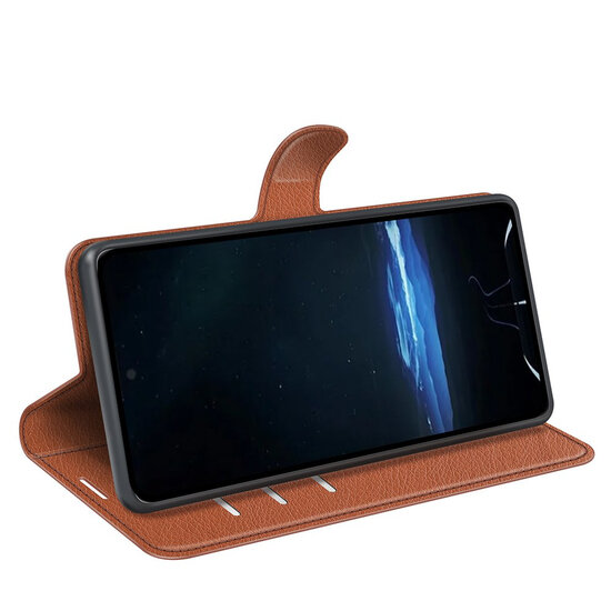 Sony Xperia 1 VIII Hoesje - MobyDefend Kunstleren Wallet Book Case (Sluiting Voorkant) - Bruin