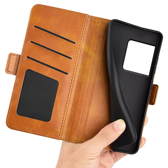 Sony Xperia 1 VIII Hoesje - MobyDefend Luxe Wallet Book Case (Sluiting Zijkant) - Lichtbruin
