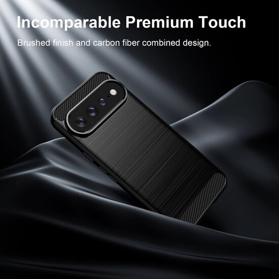 Google Pixel 11 Pro XL Hoesje - MobyDefend TPU Backcover - Geborstelde Metaal &amp; Carbon-Look - Zwart