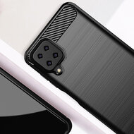 Samsung Galaxy A12 / M12 Hoesje - MobyDefend TPU Backcover - Geborstelde Metaal &amp; Carbon-Look - Zwart