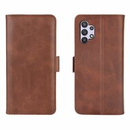 Samsung Galaxy A32 (4G) Hoesje - MobyDefend Luxe Wallet Book Case (Sluiting Zijkant) - Bruin