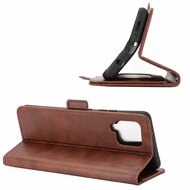 Samsung Galaxy A12 / M12 Hoesje - MobyDefend Luxe Wallet Book Case (Sluiting Zijkant) - Bruin