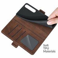 Sony Xperia 1 III Hoesje - MobyDefend Luxe Wallet Book Case (Sluiting Zijkant) - Bruin