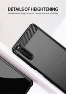 Sony Xperia 10 III hoesje, MobyDefend TPU Gelcase, Geborsteld Metaal + Carbonlook, Rood