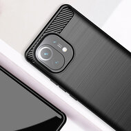 Xiaomi Mi 11 Hoesje - MobyDefend TPU Backcover - Geborstelde Metaal &amp; Carbon-Look - Rood