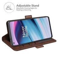 OnePlus Nord CE Hoesje - MobyDefend Luxe Wallet Book Case (Sluiting Zijkant) - Bruin