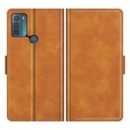 Motorola Moto G50 Hoesje - MobyDefend Luxe Wallet Book Case (Sluiting Zijkant) - Lichtbruin