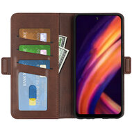 Motorola Edge 30 Pro Hoesje - MobyDefend Luxe Wallet Book Case (Sluiting Zijkant) - Bruin