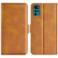 Motorola Moto G22 Hoesje, MobyDefend Luxe Wallet Book Case (Sluiting Zijkant), Lichtbruin