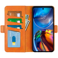 Motorola Moto E32 / E32S Hoesje, MobyDefend Luxe Wallet Book Case (Sluiting Zijkant), Lichtbruin