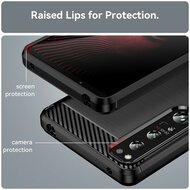 Sony Xperia 1 IV Hoesje - MobyDefend TPU Backcover - Geborstelde Metaal &amp; Carbon-Look - Rood
