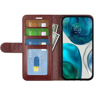 Motorola Moto G42 Hoesje - MobyDefend Wallet Book Case (Sluiting Achterkant) - Bruin