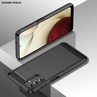 Samsung Galaxy A04s Hoesje - MobyDefend TPU Backcover - Geborstelde Metaal &amp; Carbon-Look - Zwart