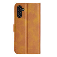 Samsung Galaxy A14 Hoesje - MobyDefend Luxe Wallet Book Case (Sluiting Zijkant) - Lichtbruin