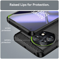 OnePlus 11 Hoesje - MobyDefend TPU Backcover - Geborstelde Metaal &amp; Carbon-Look - Zwart