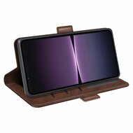 Sony Xperia 1 V Hoesje - MobyDefend Luxe Wallet Book Case (Sluiting Zijkant) - Bruin