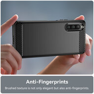 Sony Xperia 10 V Hoesje - MobyDefend TPU Backcover - Geborstelde Metaal &amp; Carbon-Look - Zwart