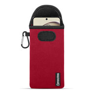 Hoesje voor Motorola Moto G14, MobyDefend Neopreen Pouch Met Karabijnhaak, Insteekhoesje, Riemlus Hoesje, Rood