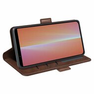 Sony Xperia 5 V Hoesje - MobyDefend Luxe Wallet Book Case (Sluiting Zijkant) - Bruin
