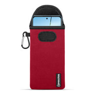 Hoesje voor OnePlus Nord CE 4 Lite - MobyDefend Neopreen Pouch Met Karabijnhaak - Insteekhoesje - Riemlus Hoesje - Rood