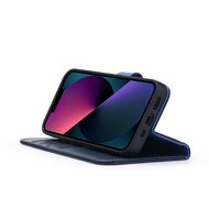 iPhone 13 Hoesje - Luxe MobyDefend Wallet Bookcase - Blauw